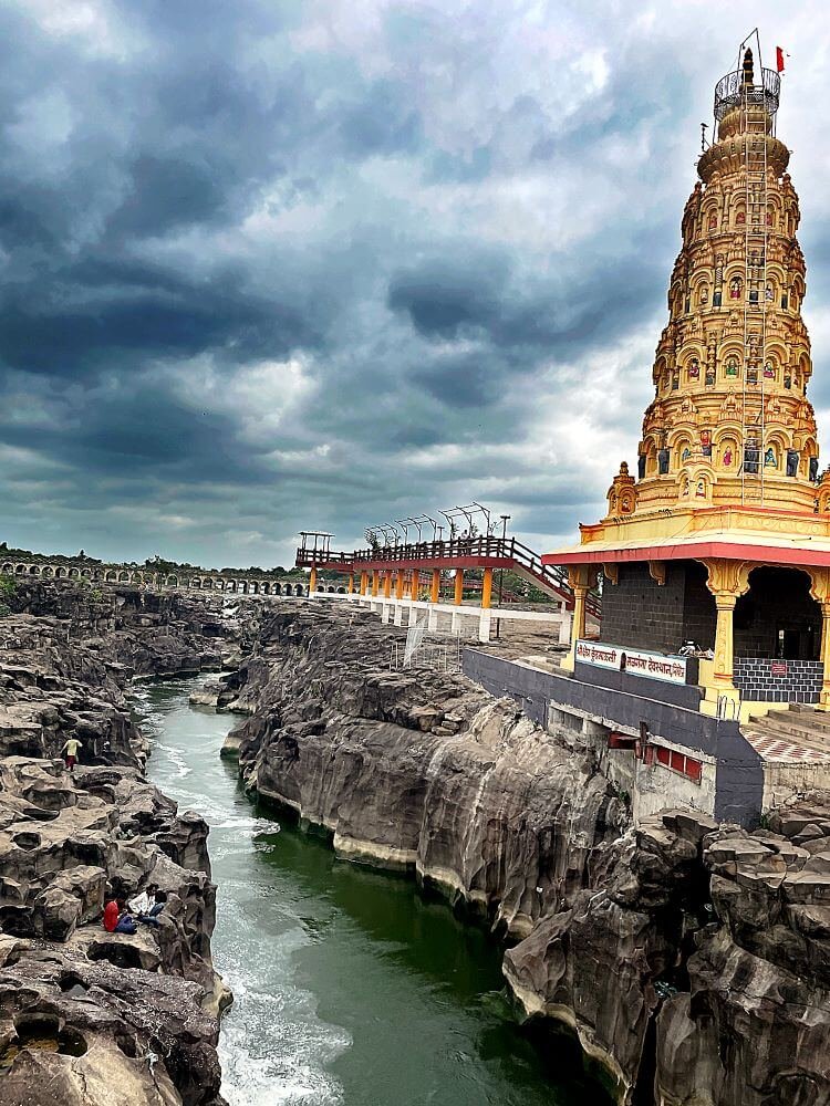 Nighoj Temple and Ranjan Khalge